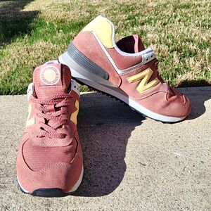 New Balance 574 v2 Higher Learning Trainers Red White Orange Women Size 10.5